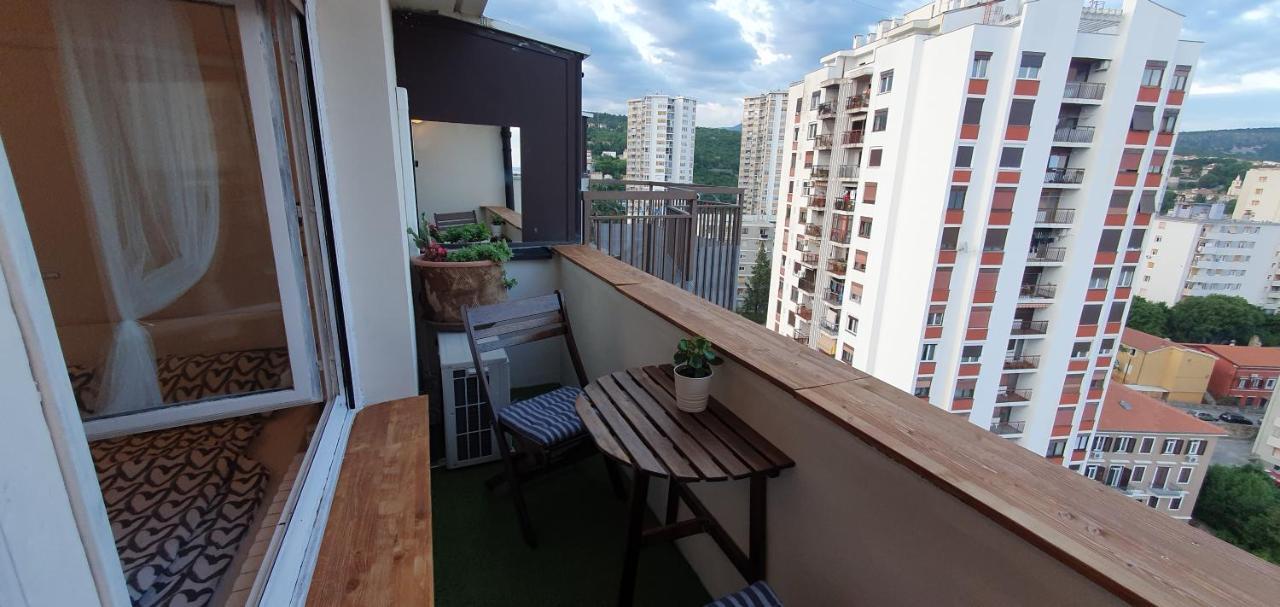 City Lights Penthouse غييكا المظهر الخارجي الصورة