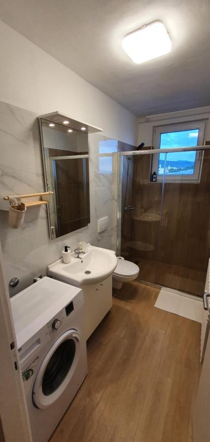 City Lights Penthouse غييكا المظهر الخارجي الصورة